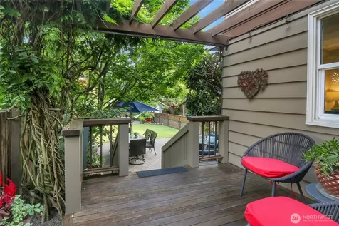 1545 NE 76th Street Seattle WA 98115