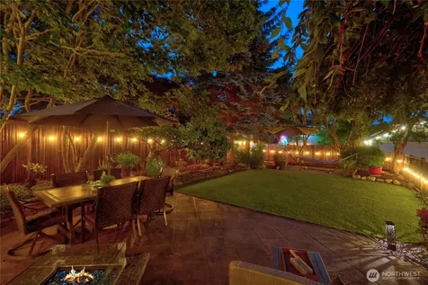 1545 NE 76th Street Seattle WA 98115