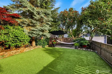 1545 NE 76th Street Seattle WA 98115