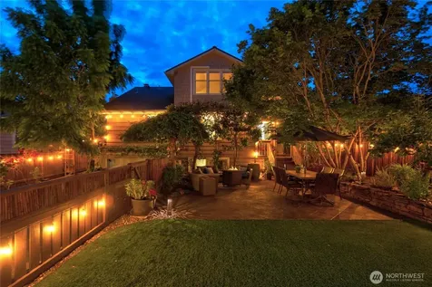 1545 NE 76th Street Seattle WA 98115