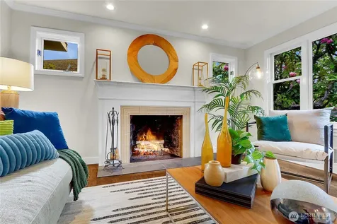 1545 NE 76th Street Seattle WA 98115