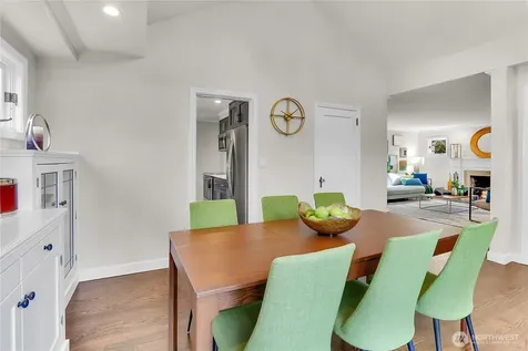 1545 NE 76th Street Seattle WA 98115