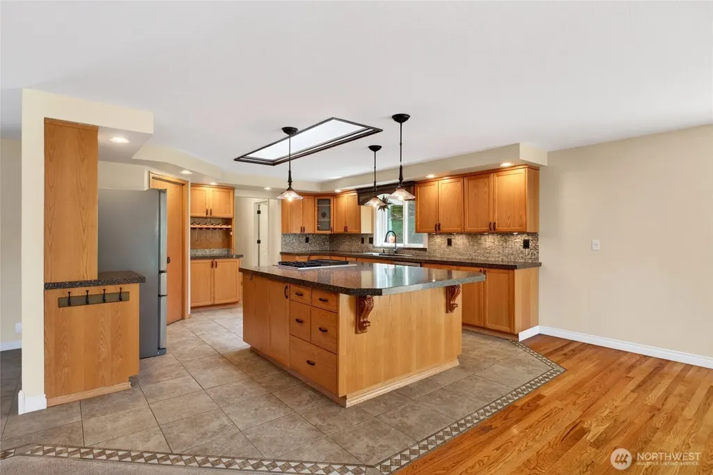 46728 286th Avenue SE Enumclaw WA 98022