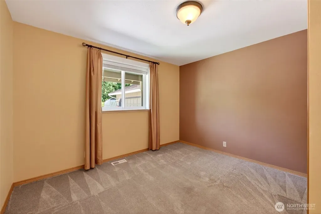 46728 286th Avenue SE Enumclaw WA 98022