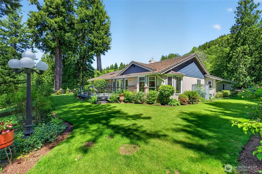 46728 286th Avenue SE Enumclaw WA 98022