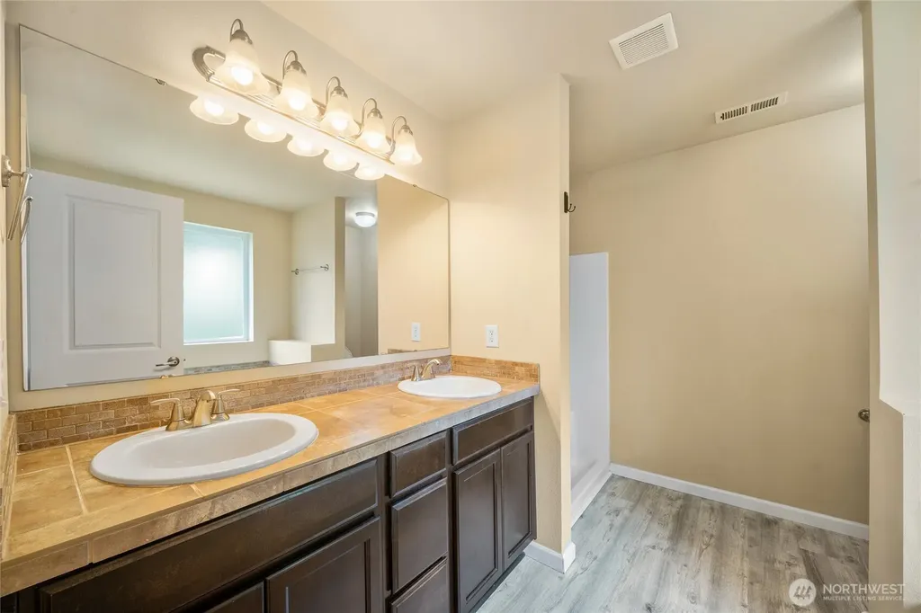 3626 Hoadly Street SE Tumwater WA 98501