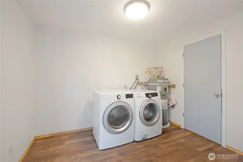 2725 124th Avenue Ct E Edgewood WA 98372
