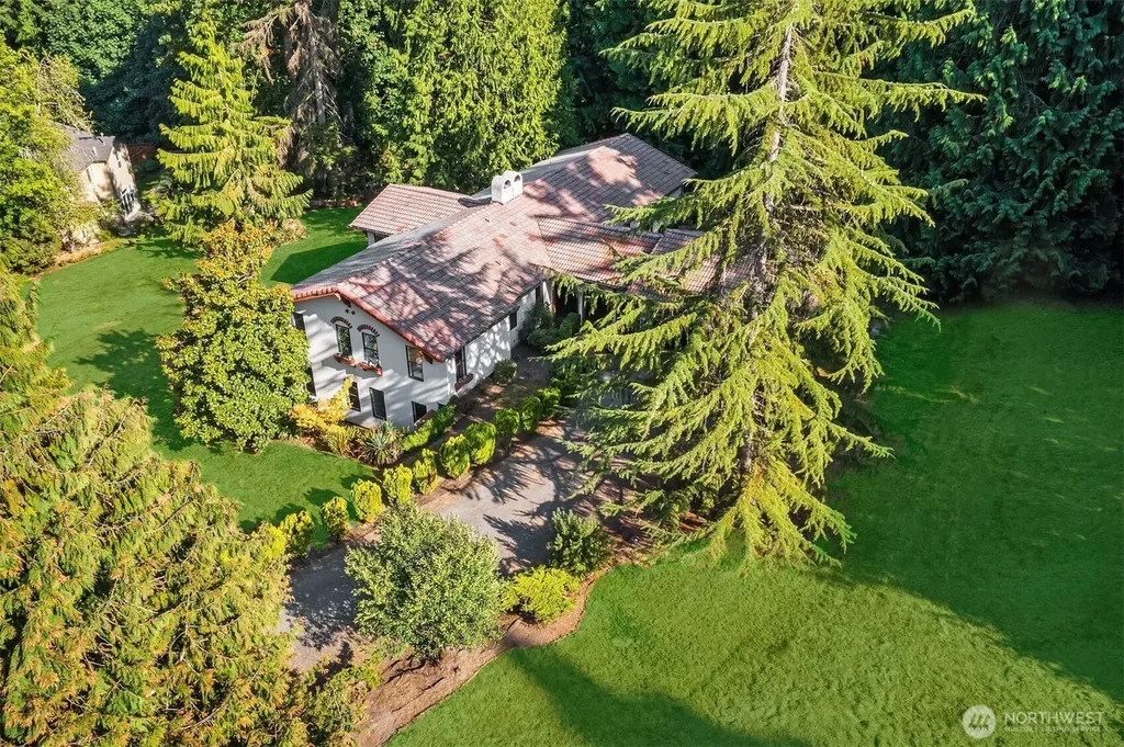 16409 NE 43rd Court Redmond WA 98052