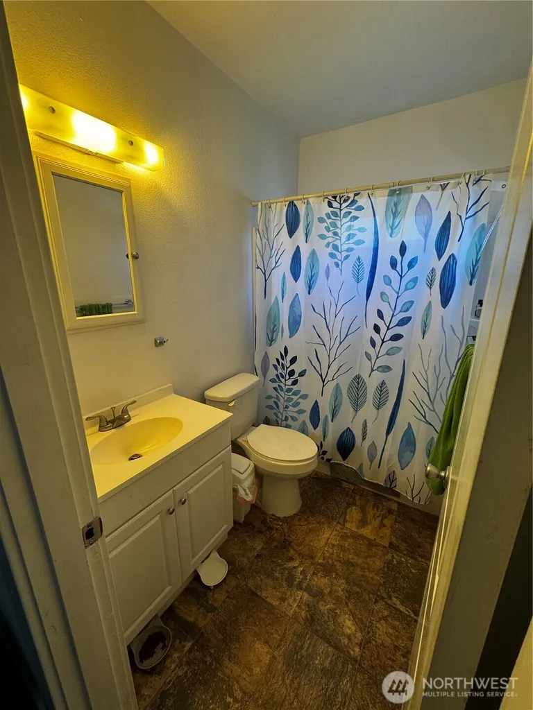 3210 Grand Avenue Everett WA 98201