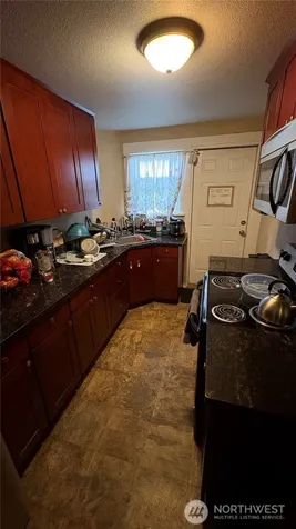 3210 Grand Avenue Everett WA 98201