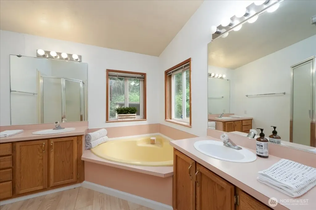 2579 Green Acres Lane Oak Harbor WA 98277