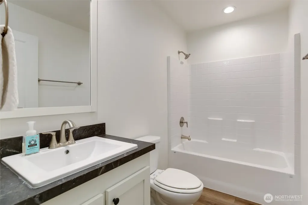 425 Mitchell Drive Coupeville WA 98239