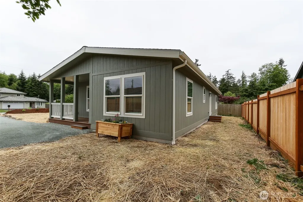425 Mitchell Drive Coupeville WA 98239
