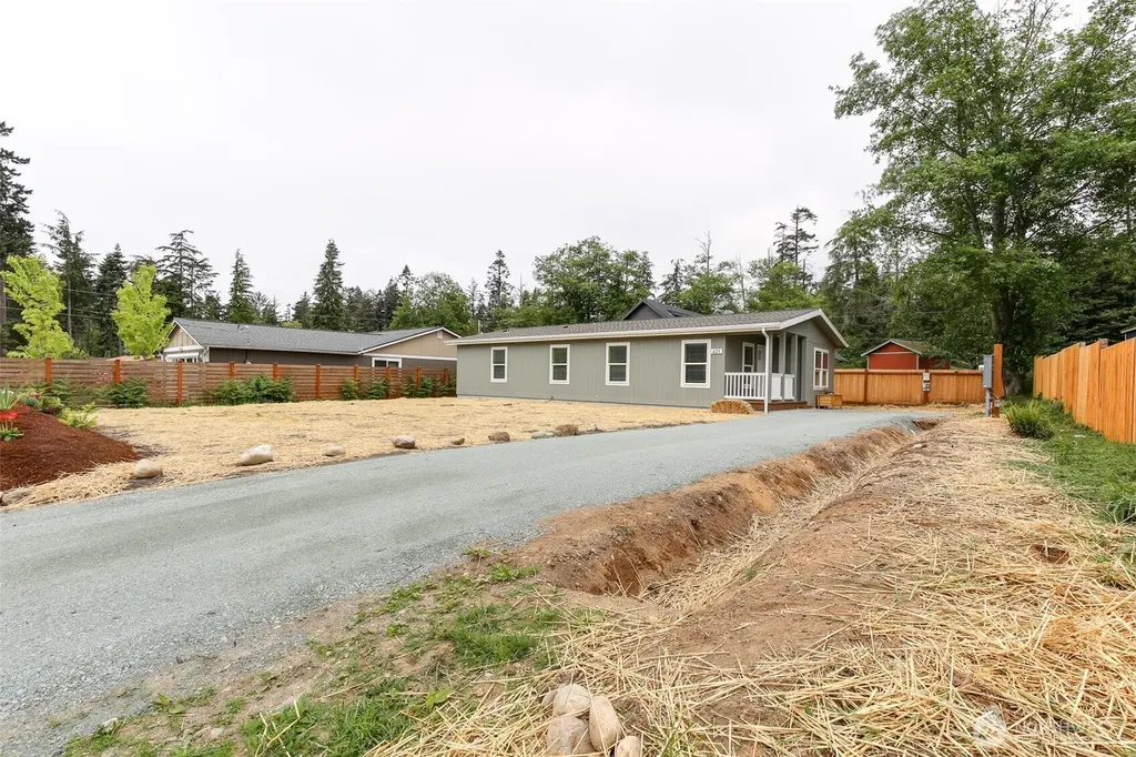425 Mitchell Drive Coupeville WA 98239