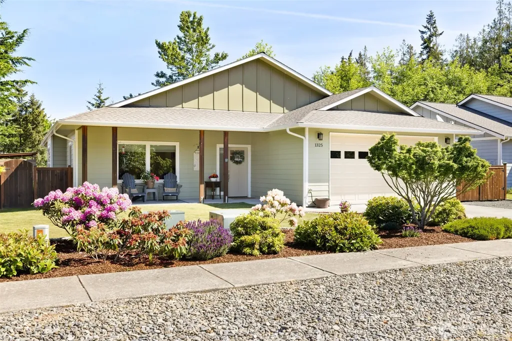 1325 Eckard Avenue Port Angeles WA 98362