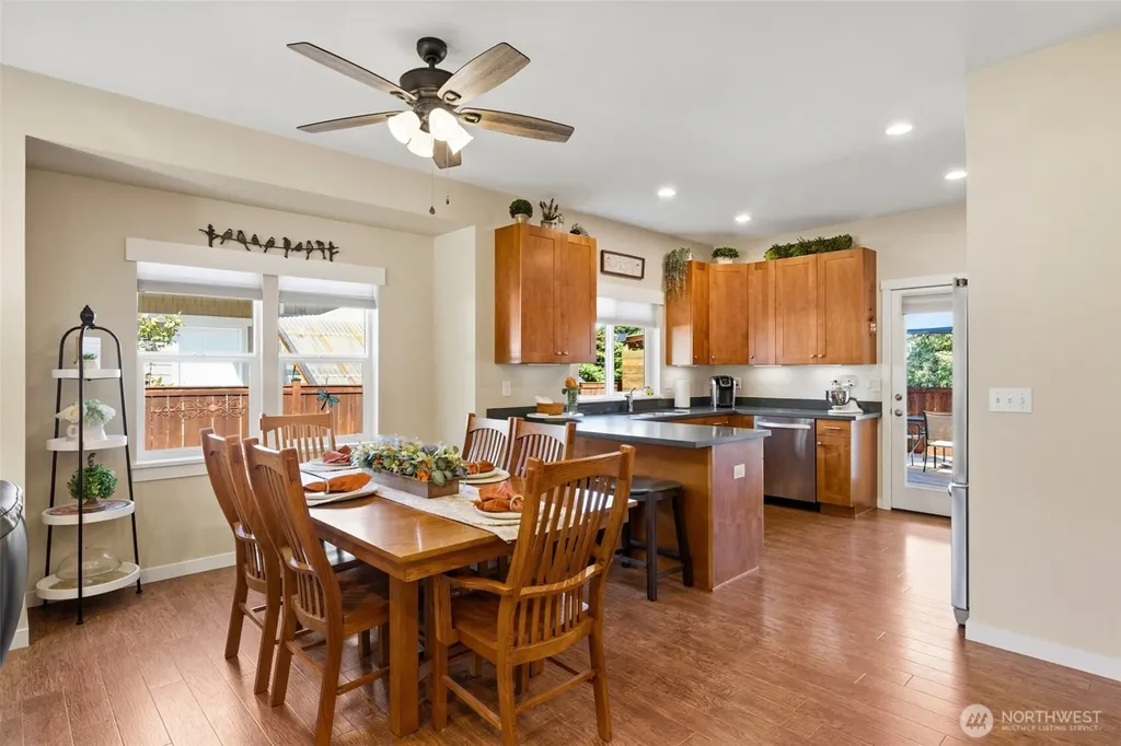 1325 Eckard Avenue Port Angeles WA 98362