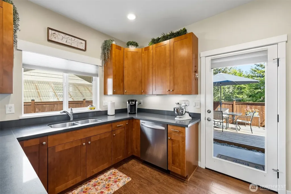1325 Eckard Avenue Port Angeles WA 98362