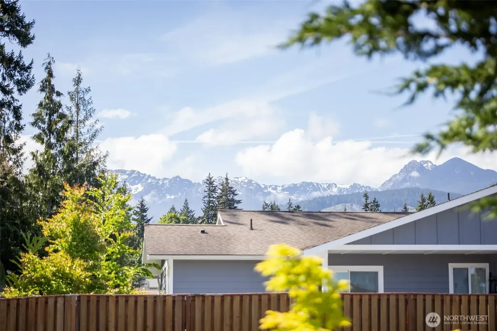 1325 Eckard Avenue Port Angeles WA 98362