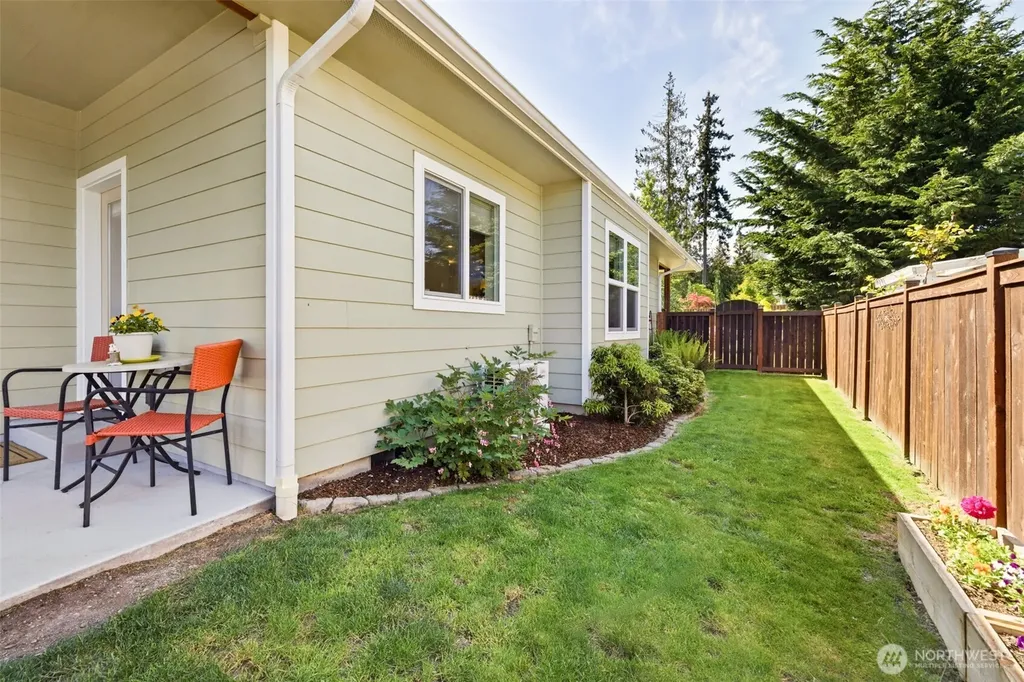 1325 Eckard Avenue Port Angeles WA 98362