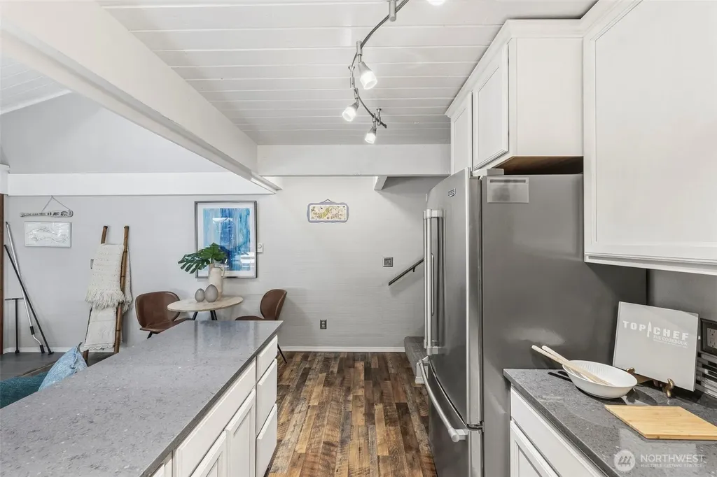 304 E Pointes Drive E Shelton WA 98584