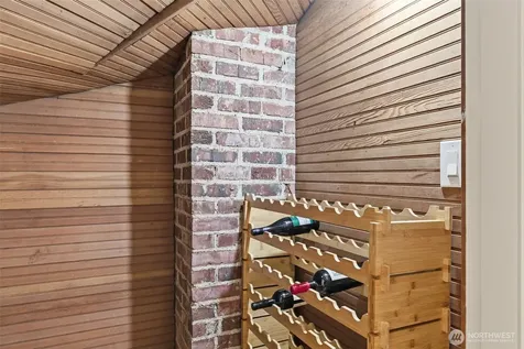 700 Mcgilvra Boulevard E Seattle WA 98112