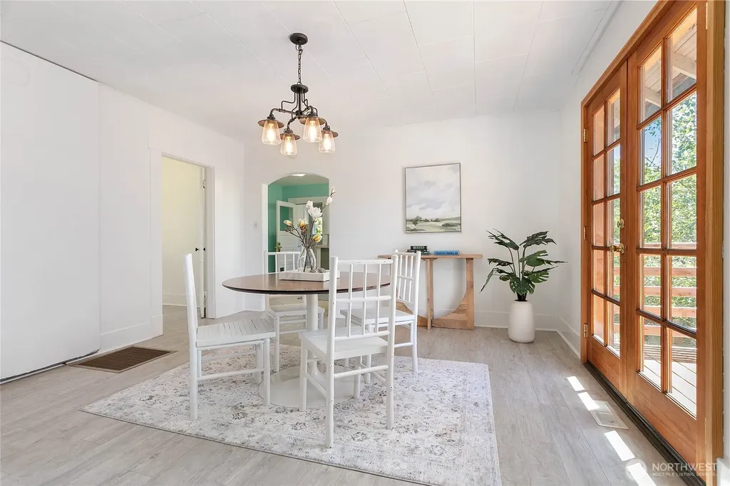 3320 Lindsay Avenue Bellingham WA 98229