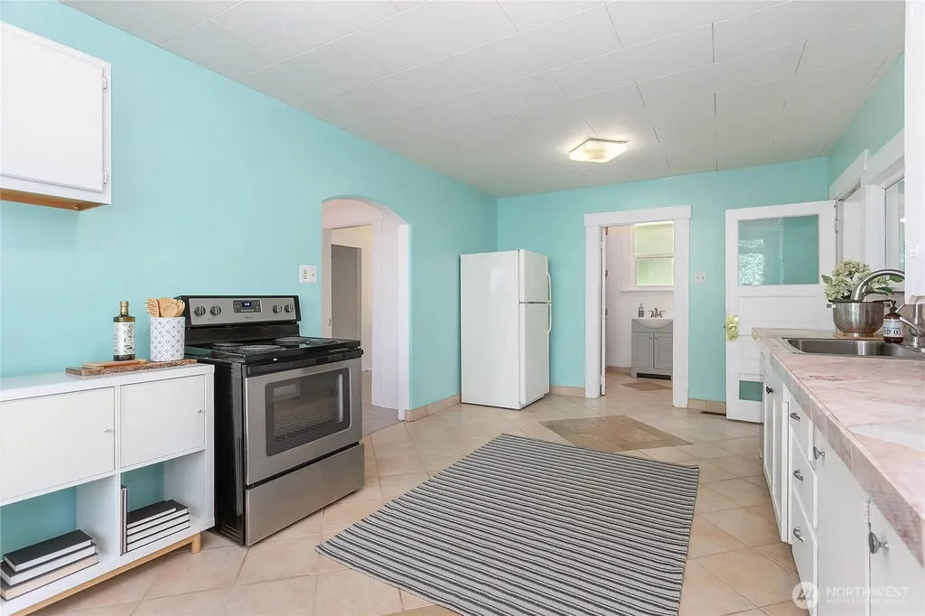 3320 Lindsay Avenue Bellingham WA 98229