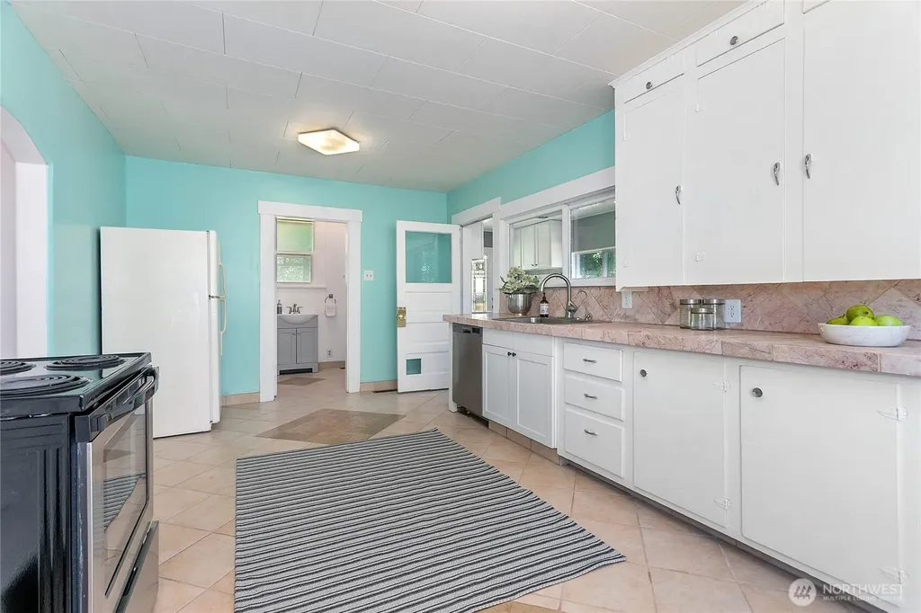 3320 Lindsay Avenue Bellingham WA 98229