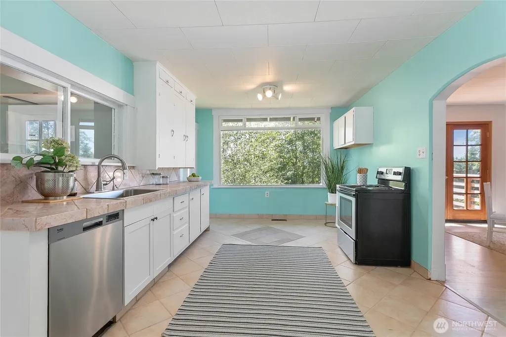 3320 Lindsay Avenue Bellingham WA 98229