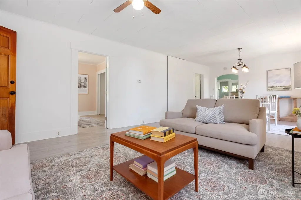 3320 Lindsay Avenue Bellingham WA 98229