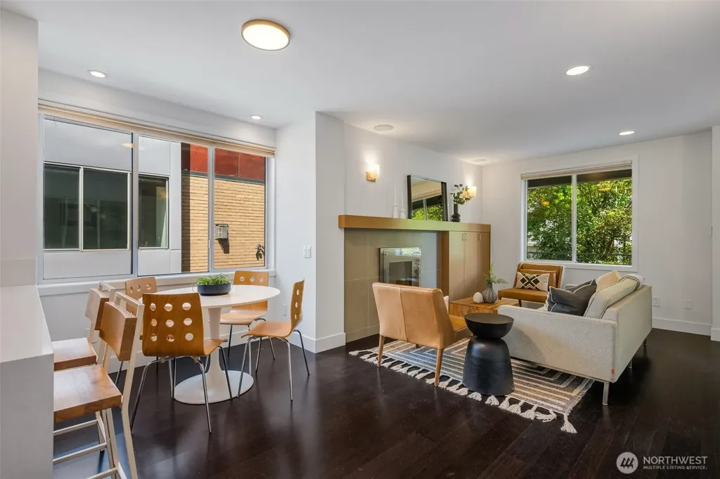 307 14th Avenue E Seattle WA 98112