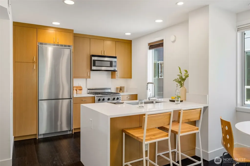 307 14th Avenue E Seattle WA 98112