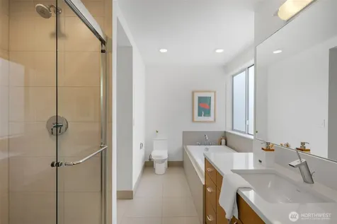 307 14th Avenue E Seattle WA 98112