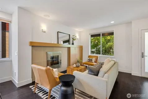 307 14th Avenue E Seattle WA 98112