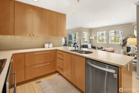 1417 Queen Anne Avenue N Seattle WA 98109