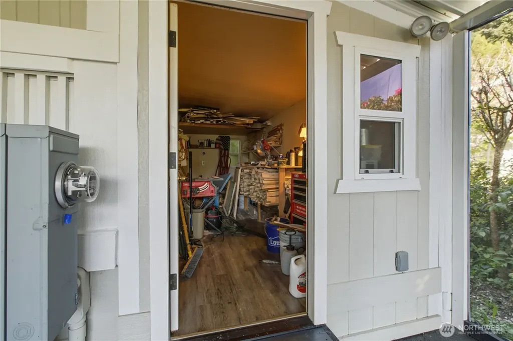 2302 SE R Street Auburn WA 98002