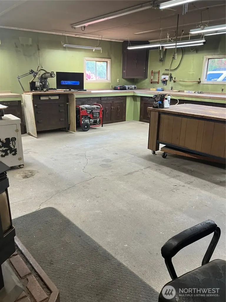 5194 School Street Acme WA 98220