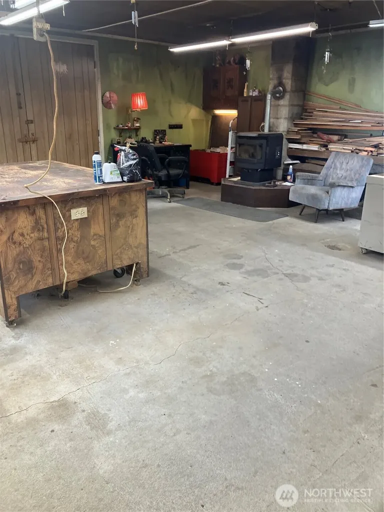 5194 School Street Acme WA 98220