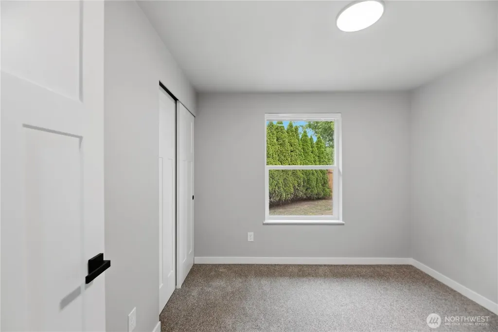 1303 Beach Avenue Marysville WA 98270