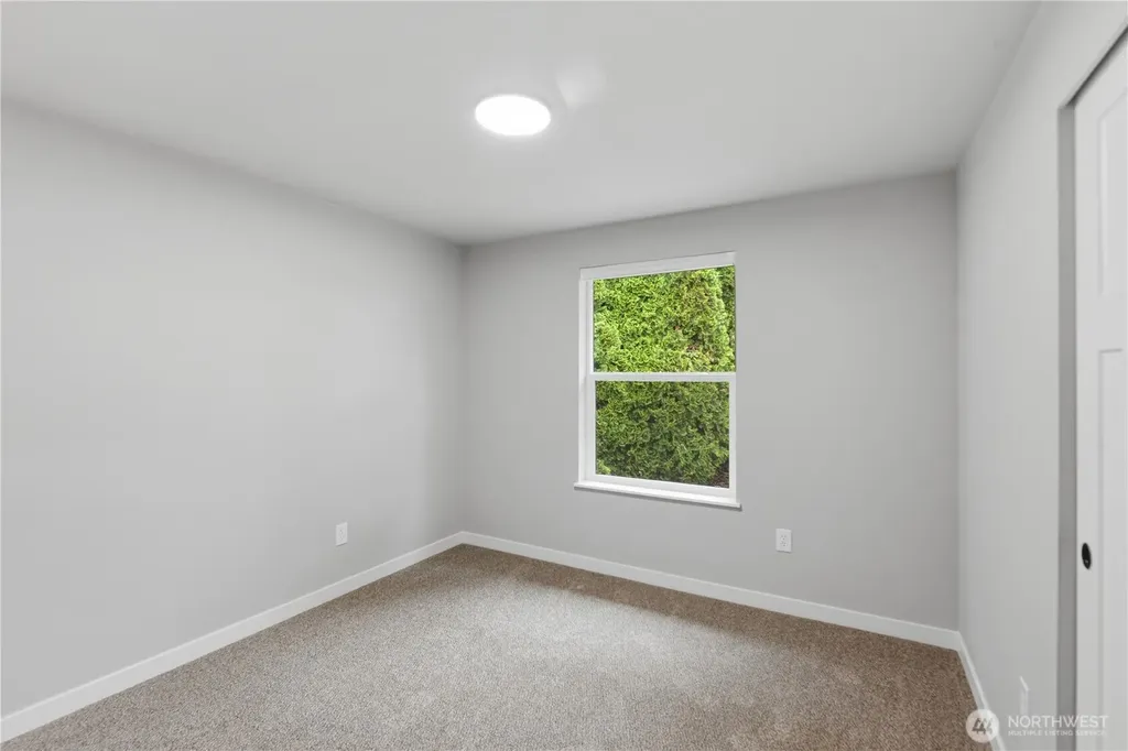 1303 Beach Avenue Marysville WA 98270