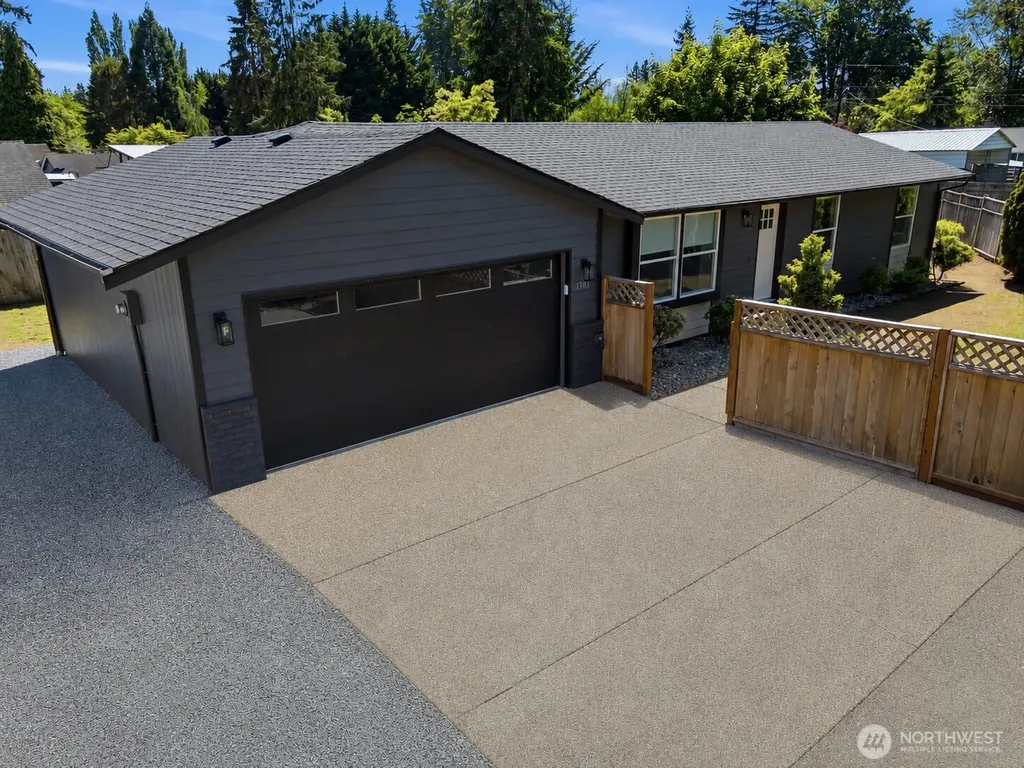 1303 Beach Avenue Marysville WA 98270