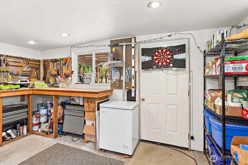 8608 307th Avenue SE Preston WA 98050