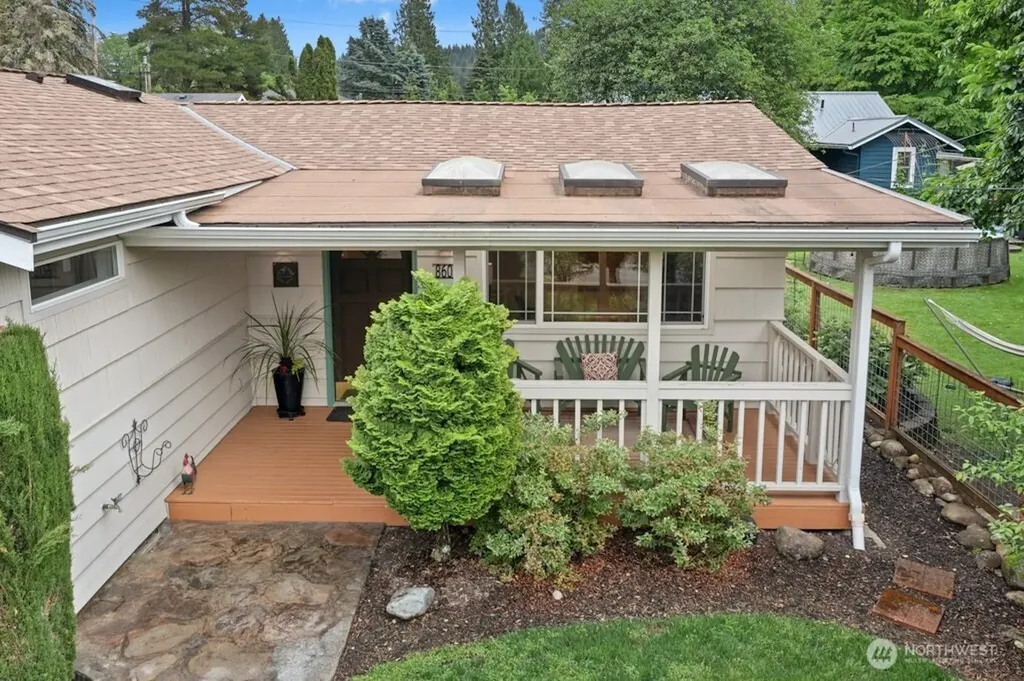 8608 307th Avenue SE Preston WA 98050
