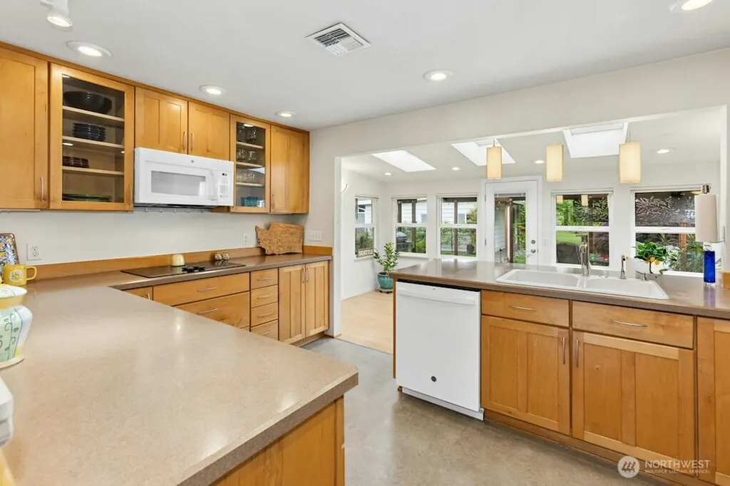 8608 307th Avenue SE Preston WA 98050