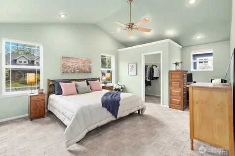 8608 307th Avenue SE Issaquah WA 98027
