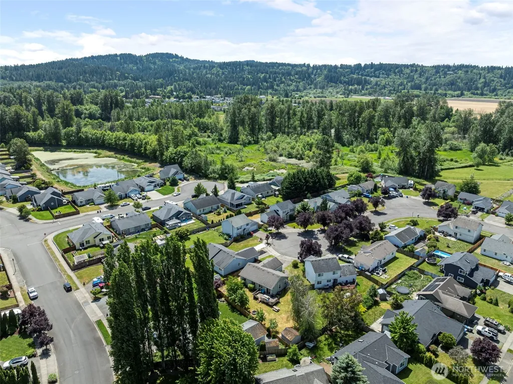 501 Belfair Court SW Orting WA 98360