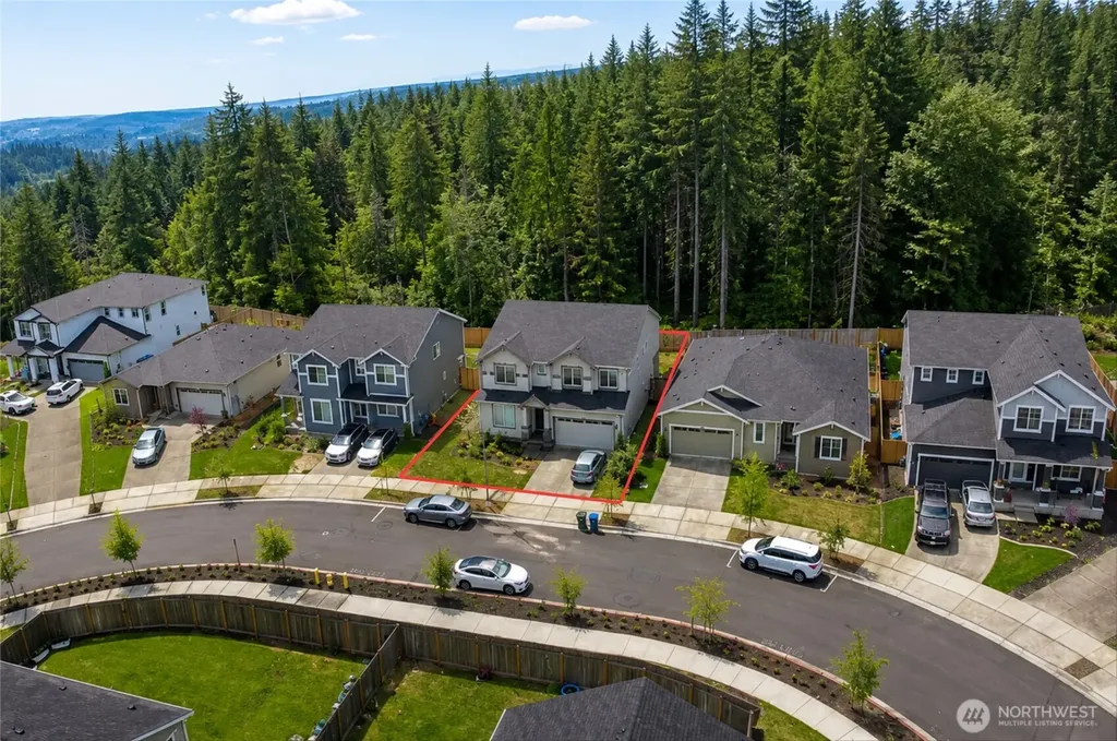 1198 Panoramic Loop Bremerton WA 98312