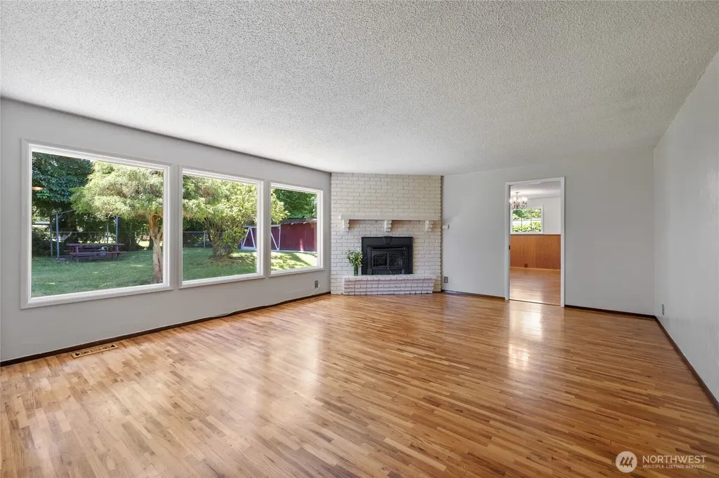 7310 99th Street E Puyallup WA 98373