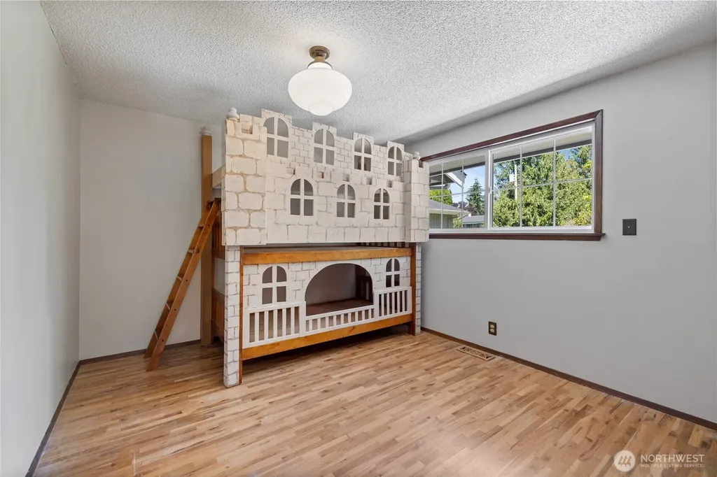 7310 99th Street E Puyallup WA 98373