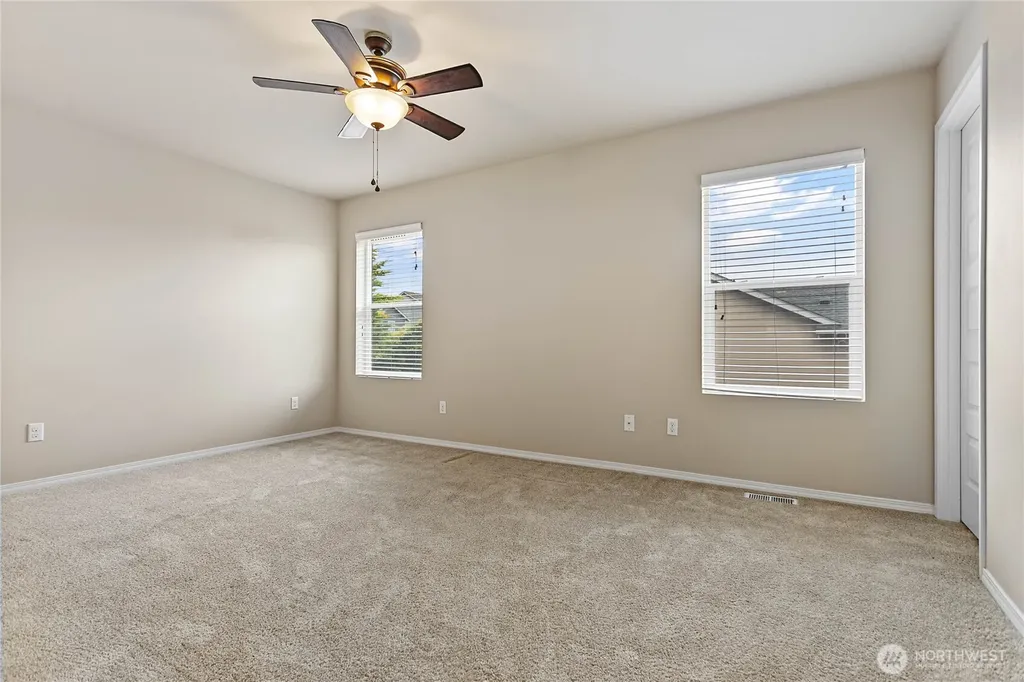 5495 Razor Peak Drive Mount Vernon WA 98273